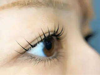 マツエク・マツパ 岩見 桐子のマツエク・マツパデザイン