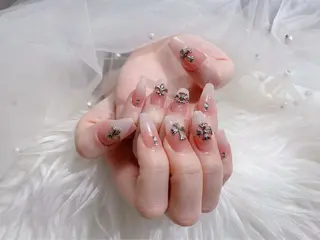 ネイル 🌈 Laule'aのネイルデザイン