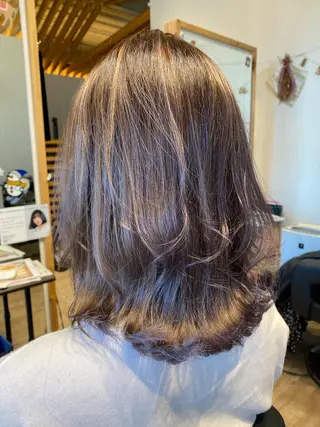 セミロング カラー 関口 友行のヘアスタイル