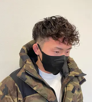 ショート パーマ メンズ the BRIDGE 大橋伊織のヘアスタイル