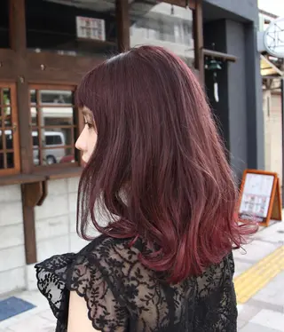 セミロング カラー ヘアアレンジ CoCooN minamiのヘアスタイル