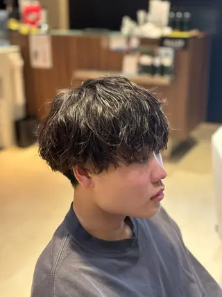 ショート パーマ メンズ カルマパーマ韓国ヘア shiryuのヘアスタイル