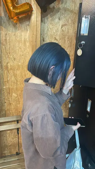 ショート ☘️ハイトーンボブ ☘️初めてのボブ💫のヘアスタイル