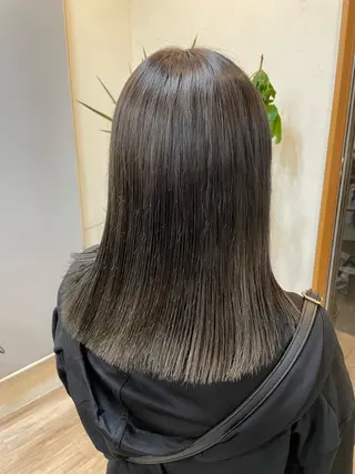 ミディアム カラー ヘアアレンジ HUENEST アカデミーサロンのヘアスタイル