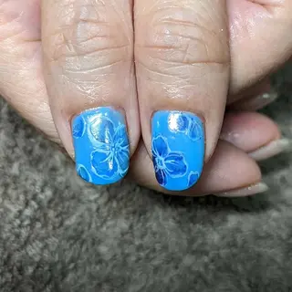 ネイル ナリタ・ マミのネイルデザイン