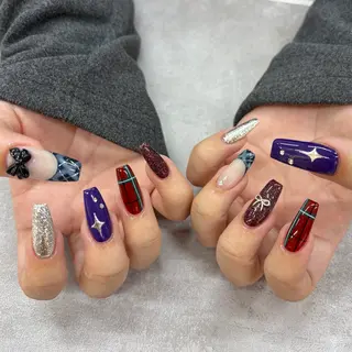 ネイル GRANDEUR焼津 Nana🦖のネイルデザイン