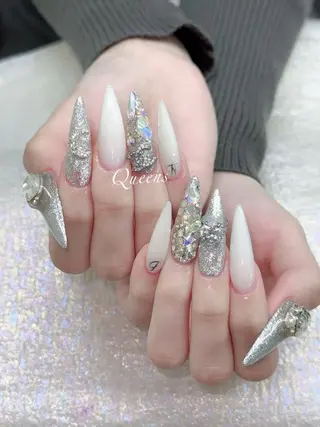 ネイル Queens 榊 まおのネイルデザイン