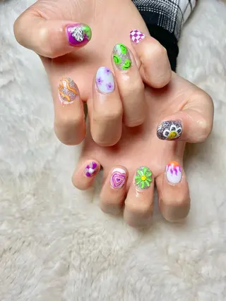 ネイル 岩山 直子のネイルデザイン