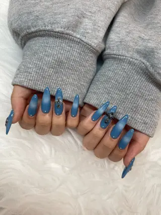 ネイル Nail salon UnFLAIR麻布十番所属・UnFLAIR🌸 SARAのネイルデザイン