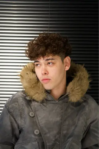 ミディアム パーマ メンズ 渋谷/メンズパーマ/ ミディアム/冨島佑太のヘアスタイル