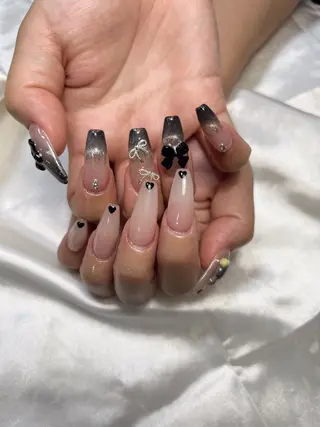 ネイル U·Mi nail salon所属・U·MI 上野御徒町店のネイルデザイン