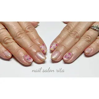 ネイル nail salon rita所属・柴田 理紗のネイルデザイン
