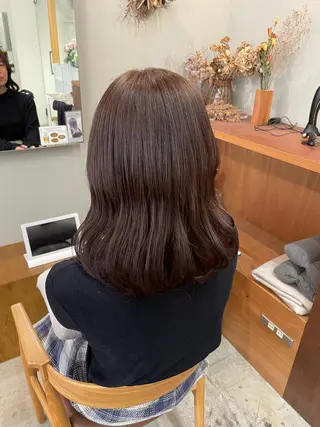 ミディアム カラー 山下 悠月のヘアスタイル