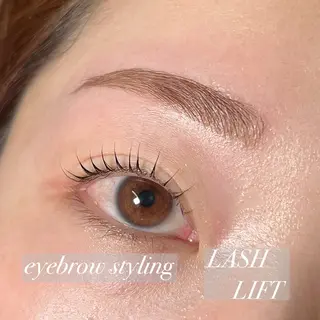 マツエク・マツパ LuceRosso所属・井原 久美子の眉毛・アイブロウイメージ