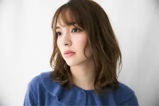 ミディアム Endearing 銀座/レイヤーカットのヘアスタイル