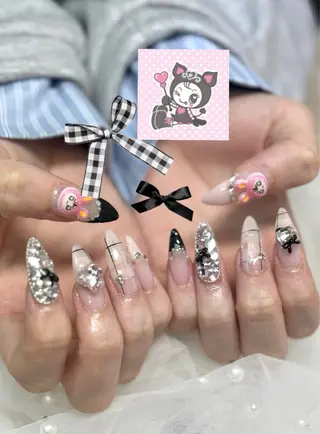 ネイル Nailsalon mui.所属・中家 亜紗子のネイルデザイン