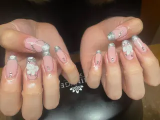 セミロング M. KOTOMIのネイルデザイン