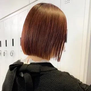 ショート カラー 𝙎𝙚𝙞𝙧𝙖 ☆カット/パーマのヘアスタイル