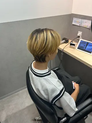 ショート メンズ 鳥山 留奈のヘアスタイル