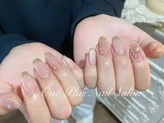 ネイル One Plus Nail Salonのネイルデザイン