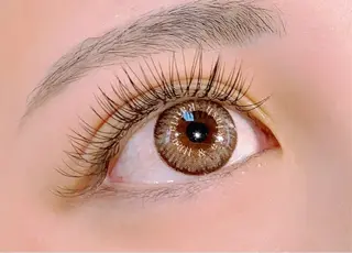 マツエク・マツパ Rairia nail&eyelash所属・Rairia CHIKAのマツエク・マツパデザイン