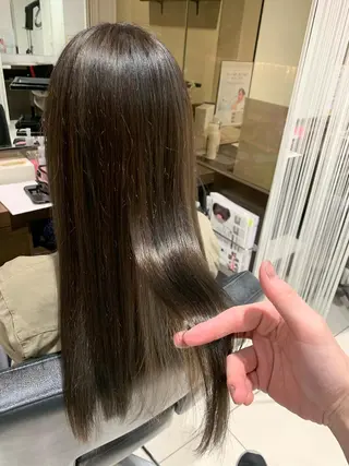 ロング CHAINON 近鉄奈良店のヘアスタイル