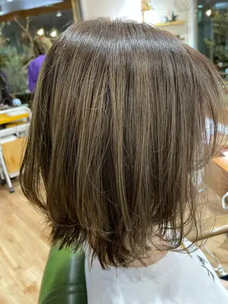 ミディアム カラー パーマ 海外レイヤー 🇺🇸/ヒナコのヘアスタイル