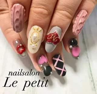 ネイル 石野 広佳のネイルデザイン