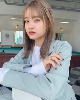 セミロング カラー 透明感カラー× レイヤーカット✨高梨のヘアスタイル