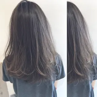 セミロング カラー graxi'    グラシー所属・ブリーチ/ハイトーン SERINAのヘアスタイル