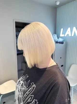ショート カラー 🪄池袋ハイトーン 🪄ブリーチカラーのヘアスタイル