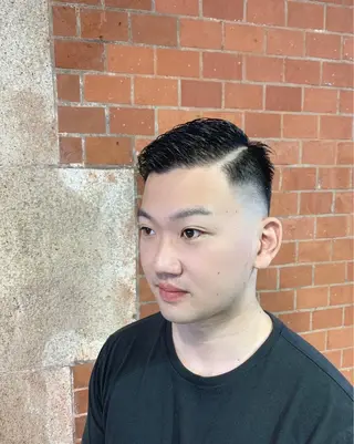 ショート HIRO GINZA新橋店所属・山内 敢史のヘアスタイル