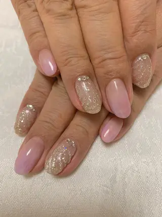 ネイル 手塚 里奈のネイルデザイン