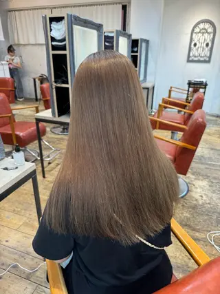 ロング カラー 熊谷 紗奈のヘアスタイル