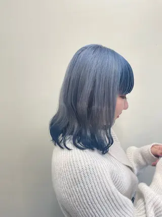 カラー 手塚 由佳のヘアスタイル