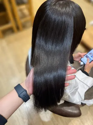 カラー 大野 芽依のヘアスタイル