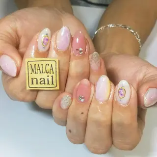 セミロング ヘアアレンジ パーマ ネイル キッズ マツエク・マツパ MALCAnail(マルカネイル)所属・荒木 莉奈のネイルデザイン