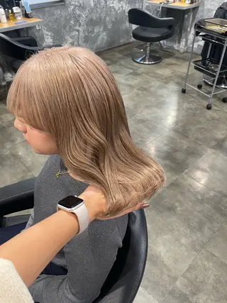 ミディアム カラー ハイトーン 横浜💞ミオのヘアスタイル