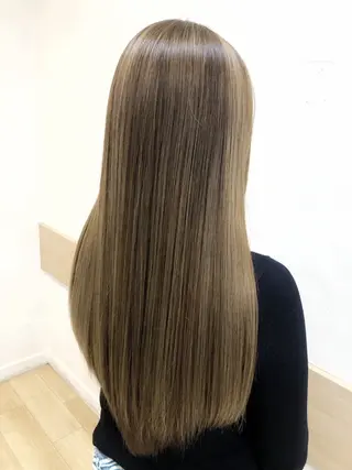 セミロング 髪質改善 阪口 雄佑のヘアスタイル