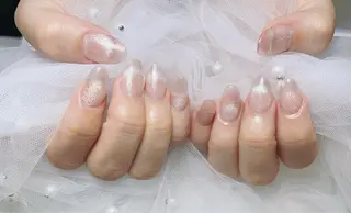 ネイル Demure リリス　銀座店のネイルデザイン