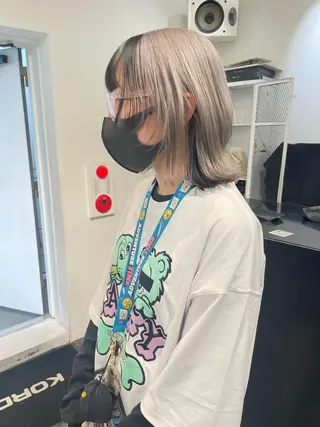 セミロング カラー パーマ ヘアアレンジ メンズ キッズ ネイル マツエク・マツパ アイブロウ 艶ハイトーン/ヘア アレンジAYAKAのヘアスタイル
