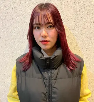 ミディアム カラー 松野 心音のヘアスタイル