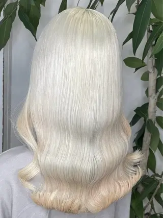 ロング カラー UNBLEACH ブリーチカラーのヘアスタイル