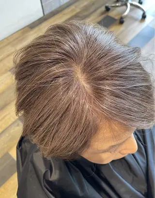 ショート カラー 白髪ぼかし ハイライト専門/大嶋のヘアスタイル