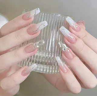 ネイル unanina salon【ユナニナサロン】高田馬場店所属・🌟U.Salon. NANA🌟のネイルデザイン