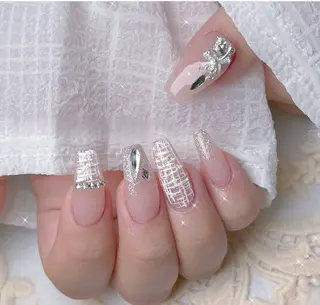 ネイル Lyna 池袋のネイルデザイン