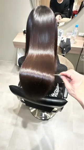 ロング カラー ヘアアレンジ MiU所属・韓国×髪質改善×美髪 縮毛矯正×レイヤーのヘアスタイル