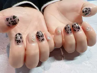 ネイル Revia所属・Revia おおだちあやなのネイルデザイン