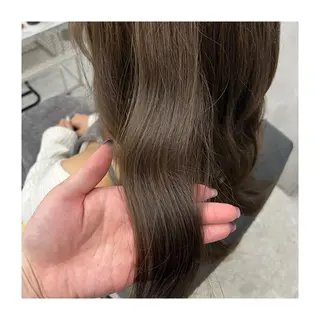 ロング 🩶韓国艶髪🇰🇷 下本夕綺のヘアスタイル