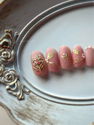 ネイル FIORITURA Maikoのネイルデザイン